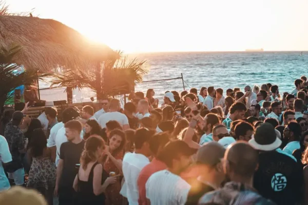 Pożegnanie lata na plaży w Łazach – 29 sierpnia czeka moc atrakcji