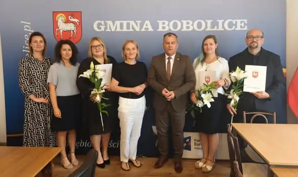 Awans zawodowy nauczycieli w gminie Bobolice – wręczono akty mianowania