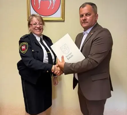 Awans w Straży Miejskiej w Bobolicach z okazji święta formacji