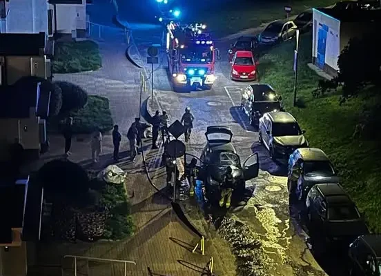 Pożar samochodu na ul. Śniadeckich w Koszalinie