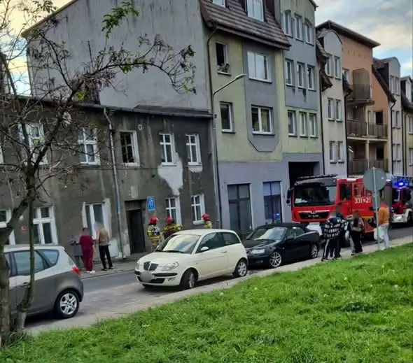 Pożar w mieszkaniu przy ul. Barlickiego w Koszalinie